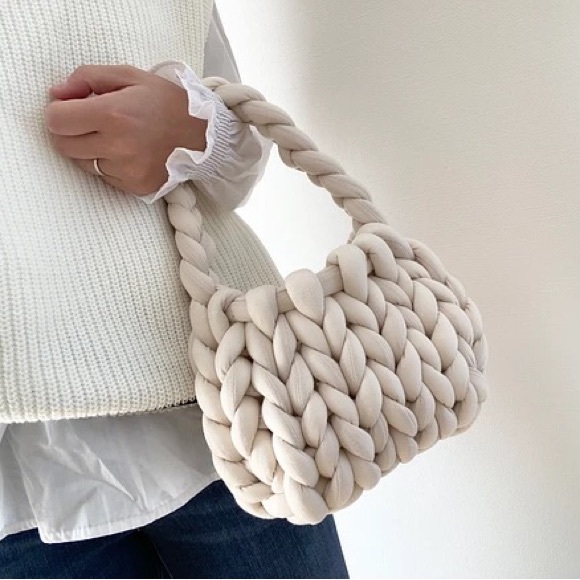Handmade chunky yarn bag - small - Picture 2 of 6
